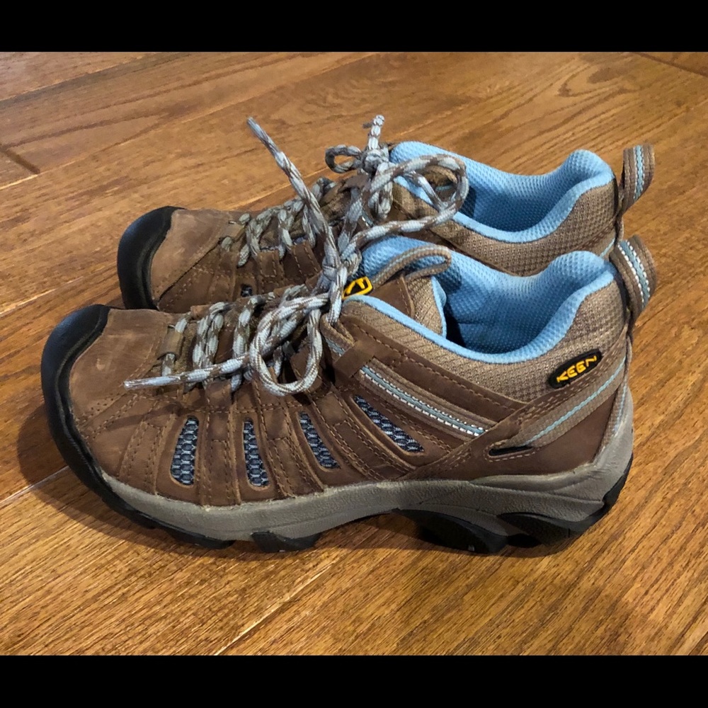 Keen Women’s Voyageur Hiking Shoes size 6-1/2